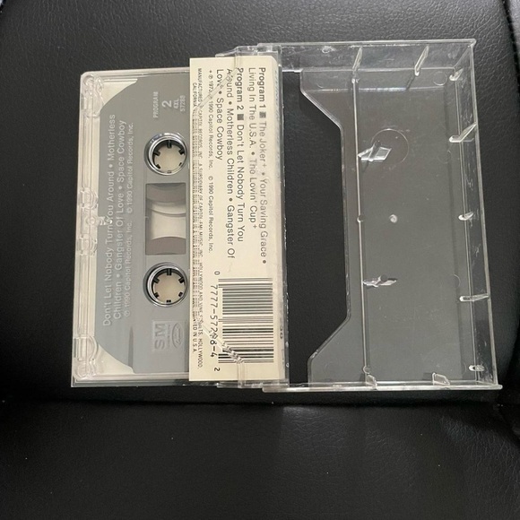 Steve Miller Band Living in the U.S.A cassette - Picture 2 of 4